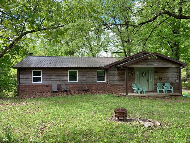 1925 S Lee Kay Drive, Rockville, IN 47872