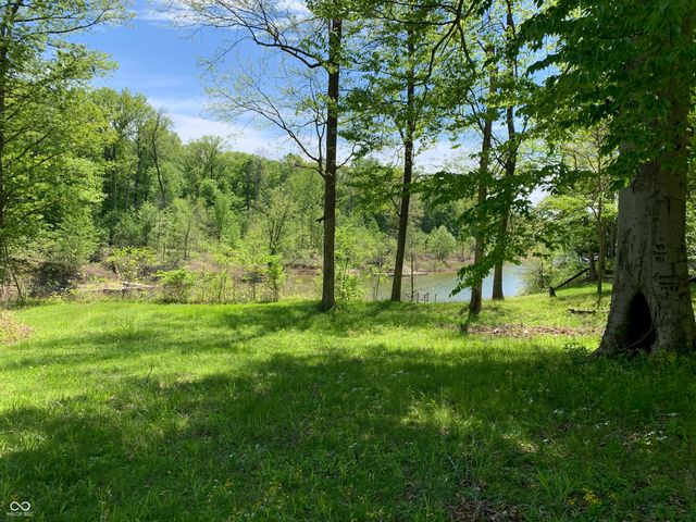 1925 S Lee Kay Drive, Rockville, IN 47872