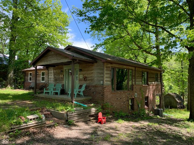 1925 S Lee Kay Drive, Rockville, IN 47872