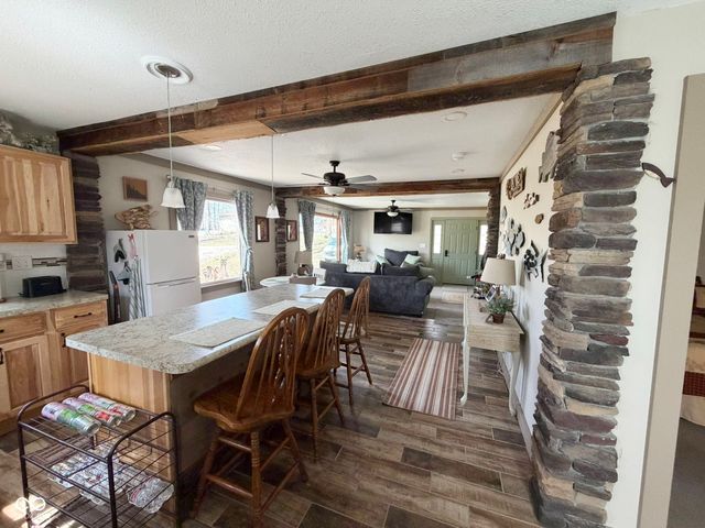 1925 S Lee Kay Drive, Rockville, IN 47872