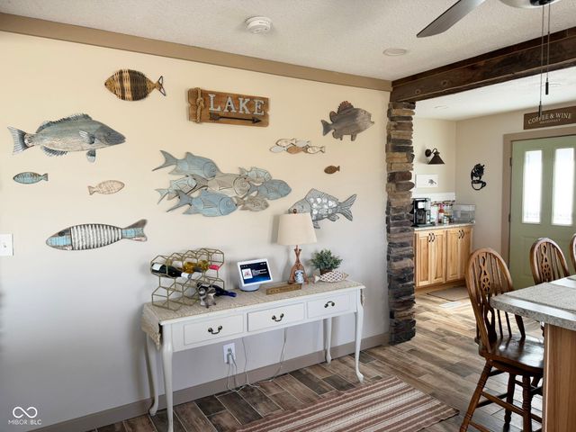 1925 S Lee Kay Drive, Rockville, IN 47872