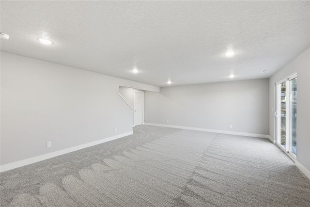 1458 S 91st Street, West Des Moines, IA 50266