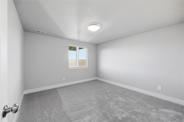 1458 S 91st Street, West Des Moines, IA 50266