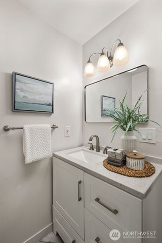 6023 35th Avenue SW, Seattle, WA 98126