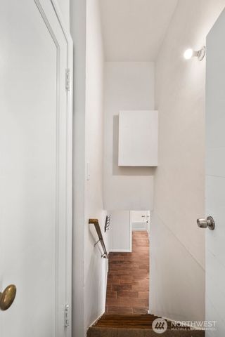 6023 35th Avenue SW, Seattle, WA 98126