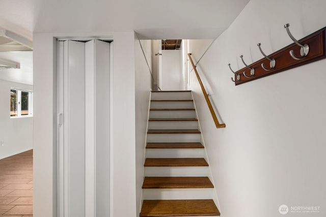 6023 35th Avenue SW, Seattle, WA 98126