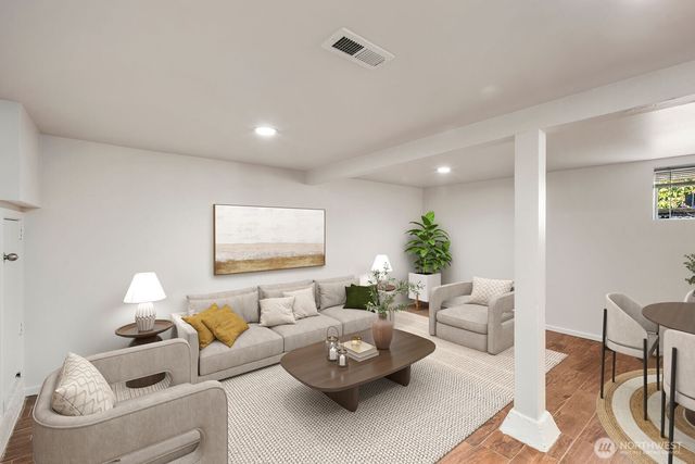 6023 35th Avenue SW, Seattle, WA 98126