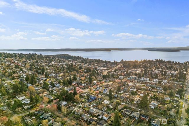 6023 35th Avenue SW, Seattle, WA 98126