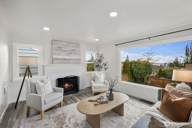 6023 35th Avenue SW, Seattle, WA 98126