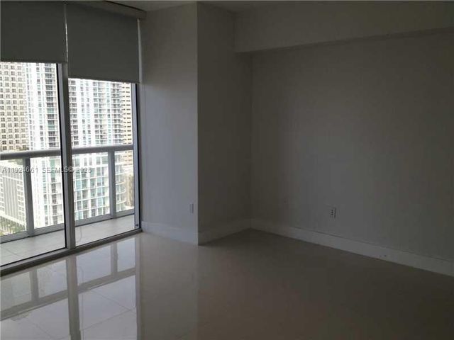 475 Brickell Ave 2415, Miami, FL 33131