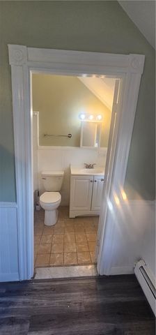 844 Lonsdale Avenue, Providence, RI 02863