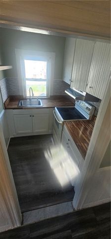 844 Lonsdale Avenue, Providence, RI 02863