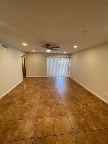 4562 W Maryland Avenue, Glendale, AZ 85301