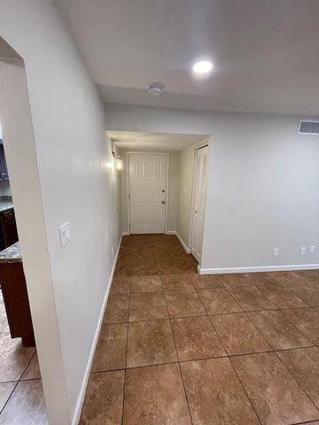 4562 W Maryland Avenue, Glendale, AZ 85301