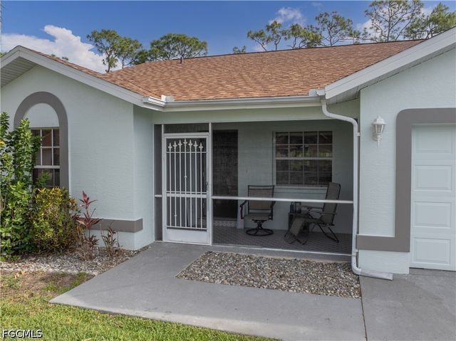 3902 Sabal Springs BLVD, North Fort Myers, FL 33917