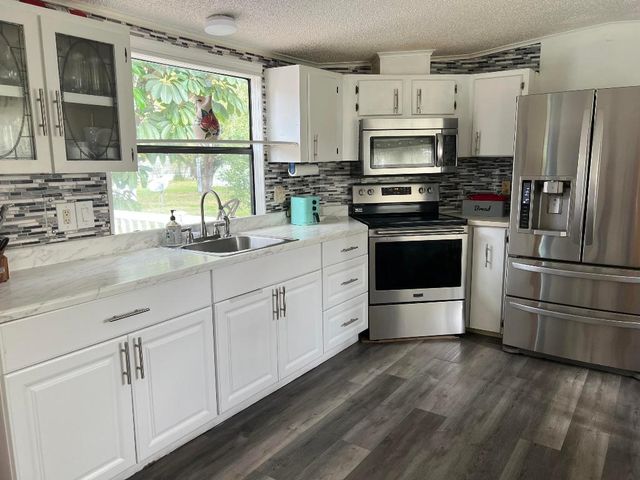 6730 NW 44th Way Lot T-18, Coconut Creek, FL 33073