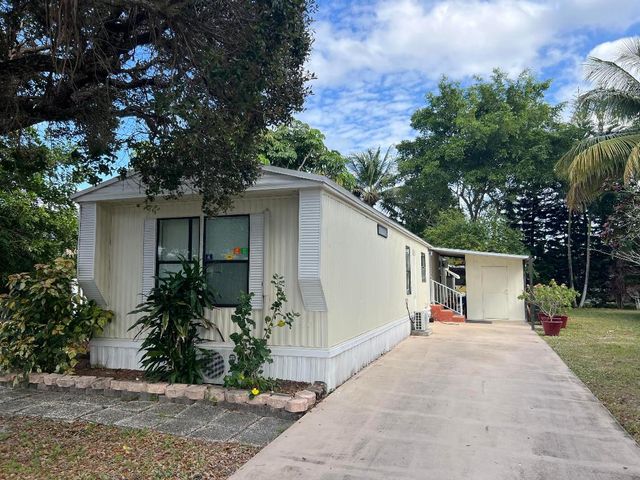 6730 NW 44th Way Lot T-18, Coconut Creek, FL 33073