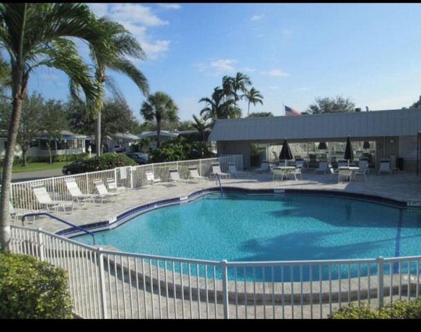 6730 NW 44th Way Lot T-18, Coconut Creek, FL 33073