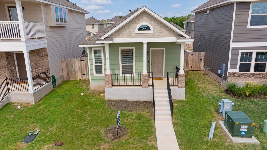 352 Witchhazel WAY, San Marcos, TX 78666