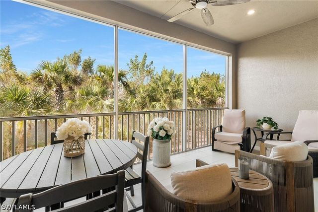 268 Indies DR E 202, Naples, FL 34114