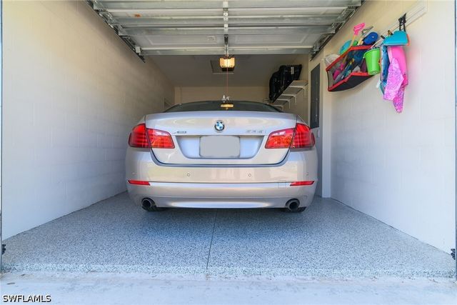 268 Indies DR E 202, Naples, FL 34114