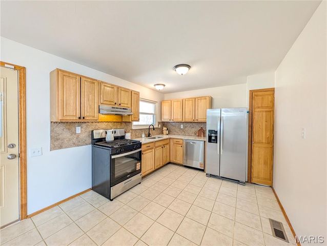 1513 Cargill Drive, St Louis, MO 63136