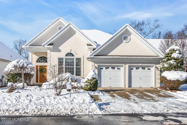 22 Bay Hill Road, Jackson, NJ 08527