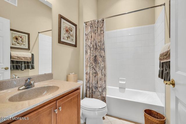 22 Bay Hill Road, Jackson, NJ 08527