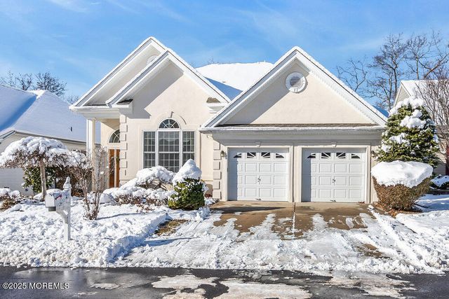 22 Bay Hill Road, Jackson, NJ 08527