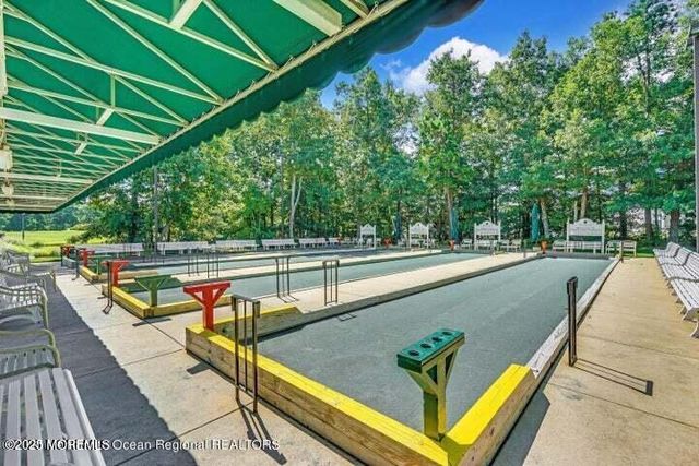 22 Bay Hill Road, Jackson, NJ 08527