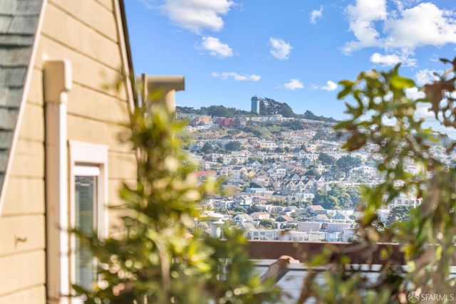 2700 Diamond Street, San Francisco, CA 94131