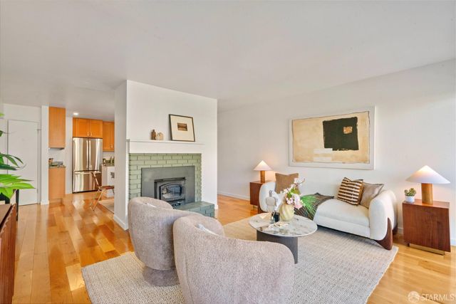 2700 Diamond Street, San Francisco, CA 94131