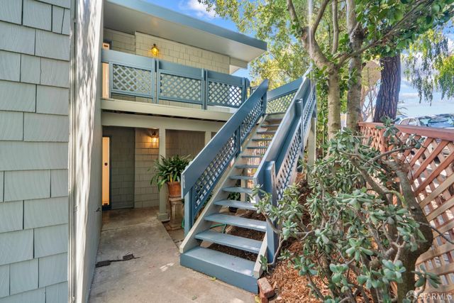 2700 Diamond Street, San Francisco, CA 94131