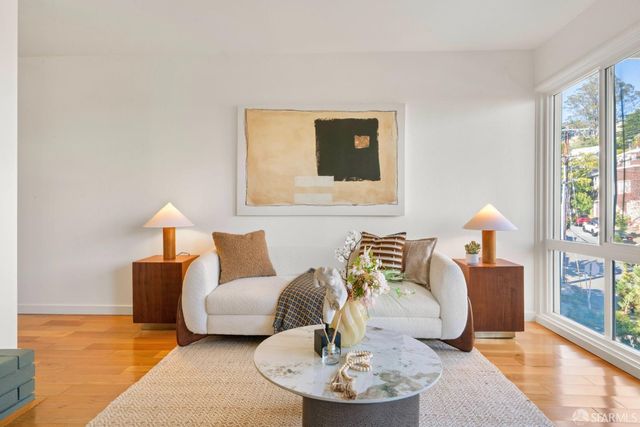 2700 Diamond Street, San Francisco, CA 94131