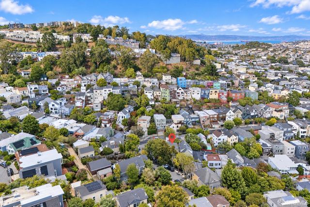 2700 Diamond Street, San Francisco, CA 94131