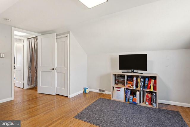 101 TRIMBLE BLVD, Brookhaven, PA 19015