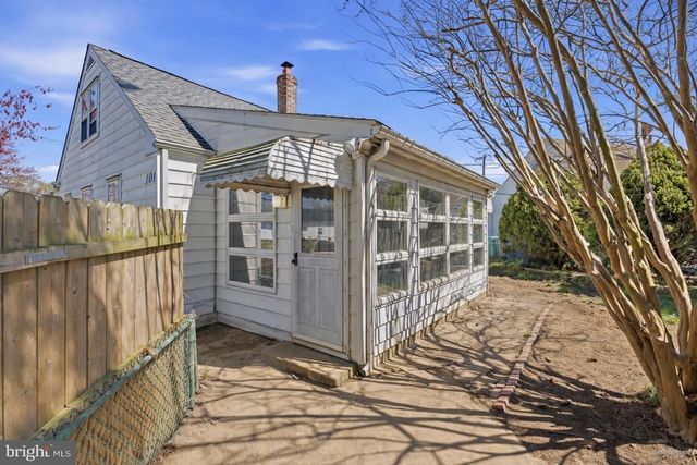 101 TRIMBLE BLVD, Brookhaven, PA 19015