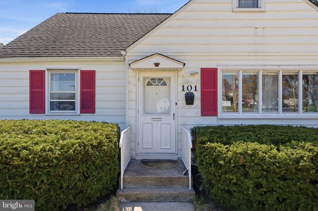 101 TRIMBLE BLVD, Brookhaven, PA 19015