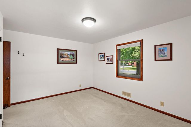 7515 Newton Avenue S, Richfield, MN 55423