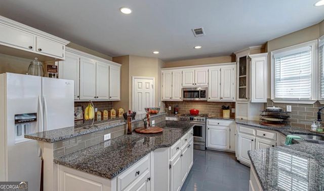 145 Thistlewood Lane, Fayetteville, GA 30214