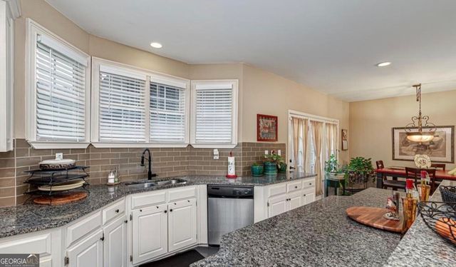 145 Thistlewood Lane, Fayetteville, GA 30214