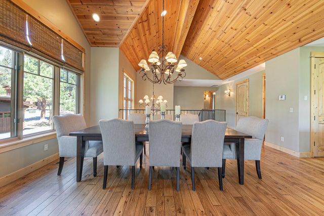 10243 Valmont Trail, Truckee, CA 96161