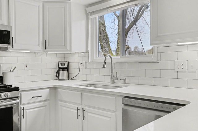 5941 Cottonwood Drive, Ypsilanti, MI 48197