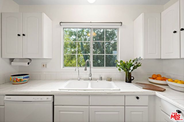 3557 Tacoma Avenue, Los Angeles, CA 90065