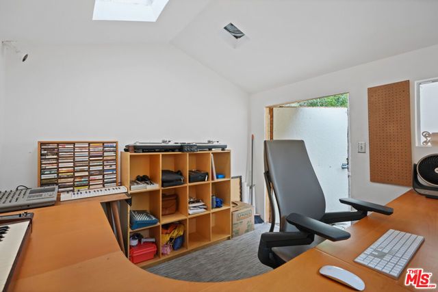 3557 Tacoma Avenue, Los Angeles, CA 90065