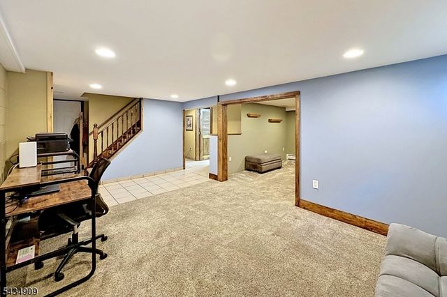 27 Seneca Ave, Rockaway Twp., NJ 07866