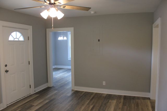2649 Poplin Avenue, North Charleston, SC 29405