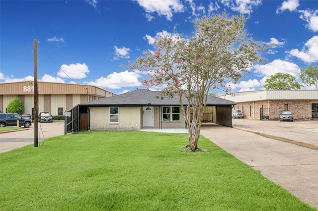 8817 Emmott Road, Houston, TX 77040