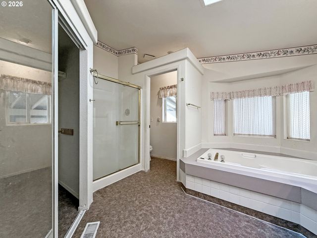 19026 PACIFIC CREST Dr, Brookings, OR 97415