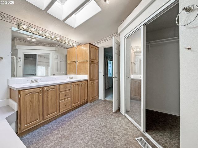 19026 PACIFIC CREST Dr, Brookings, OR 97415